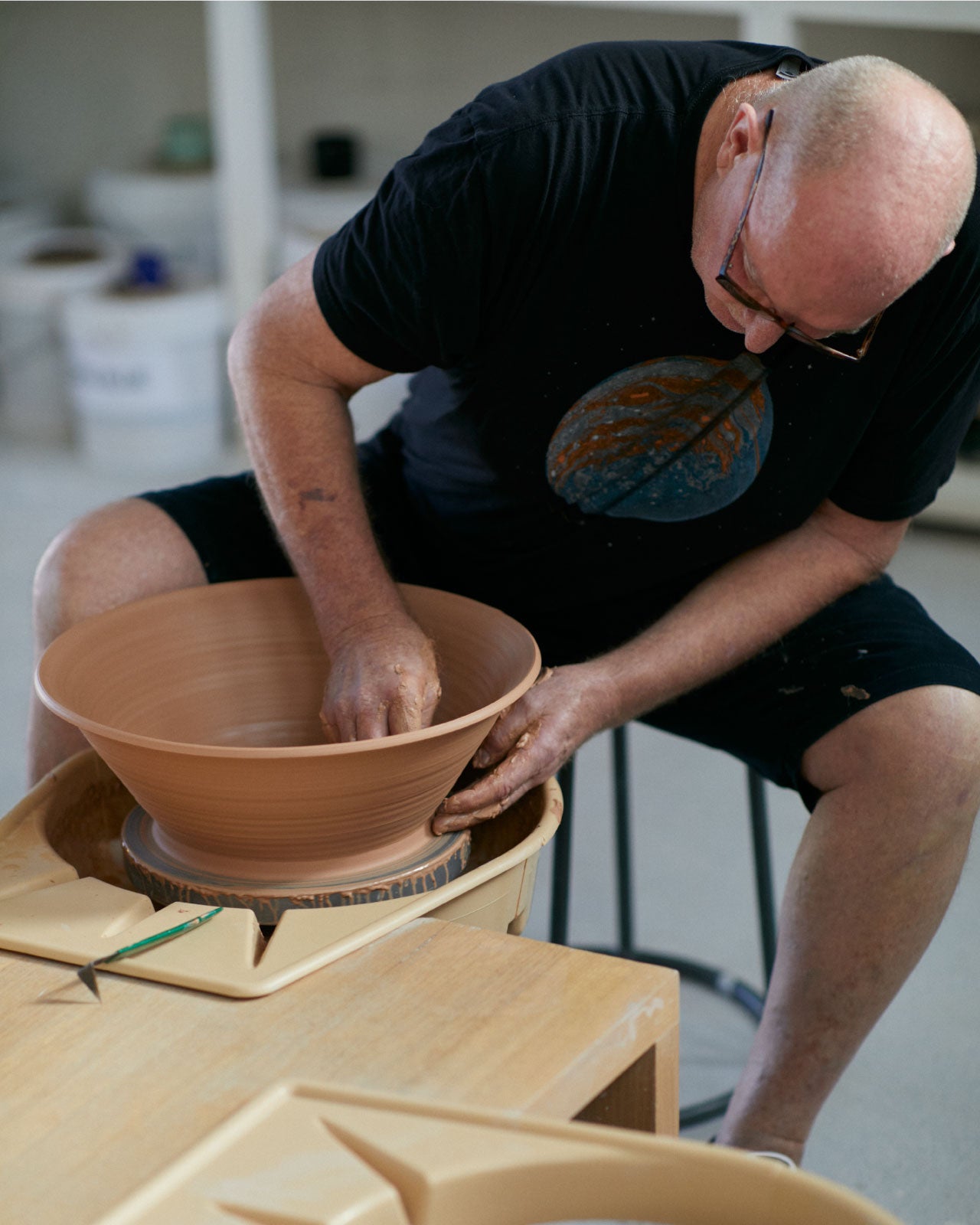 Advanced Ceramics | Throwing Large Bowls with Bill Powell